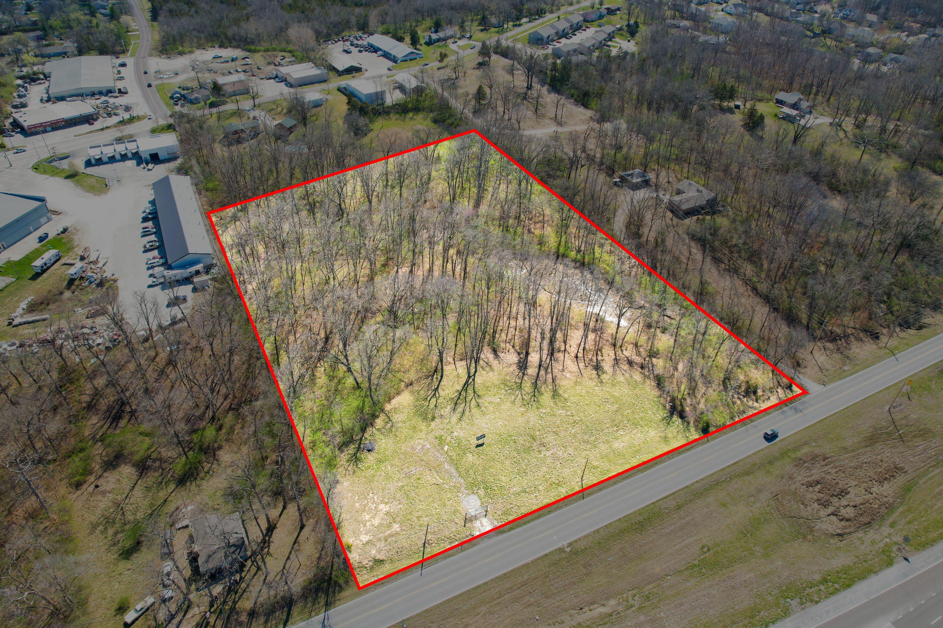 5304 I-70 Drive Se Property Photo