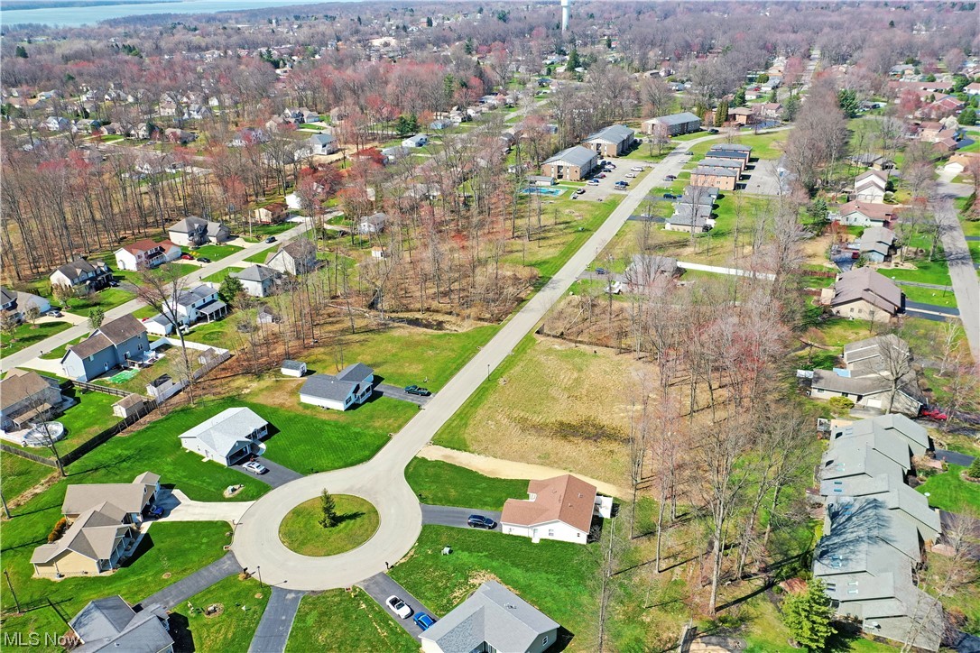 Vl #8 Maplewood Drive Property Photo 4