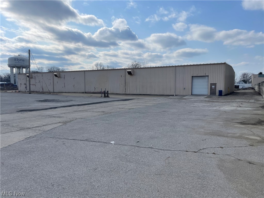 405 S Abbe Road Property Photo 1
