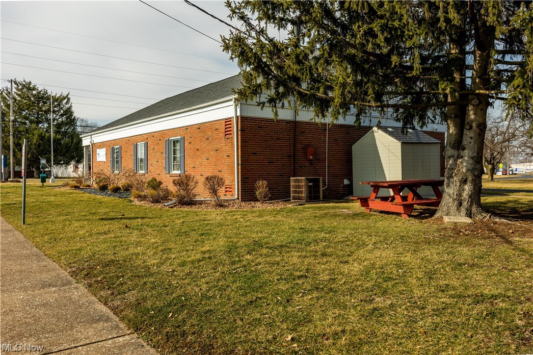 1050 Castalia Property Photo 27