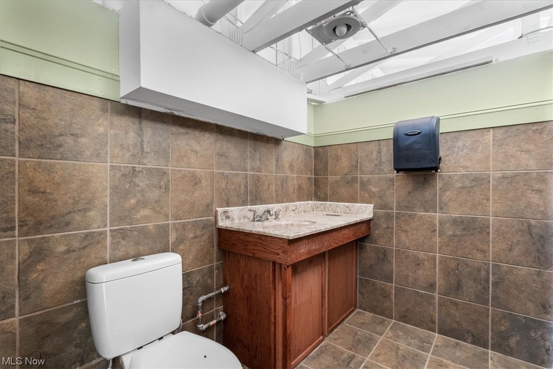 1903 Grand Central Avenue Property Photo 33