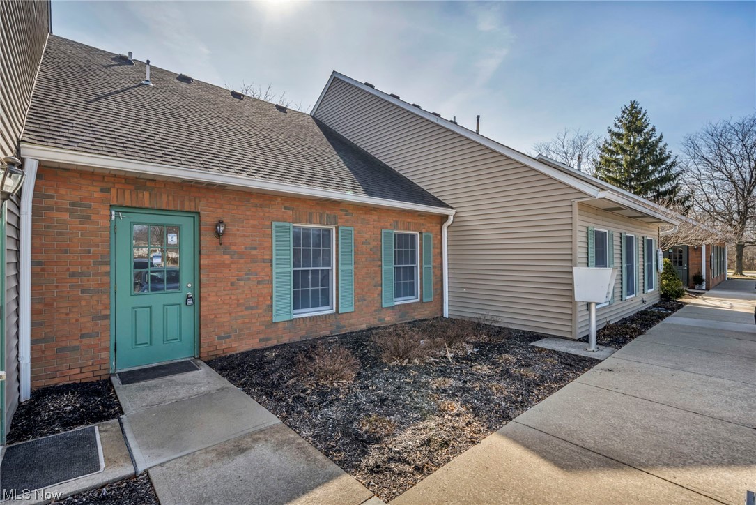 33398 Walker D Property Photo 5