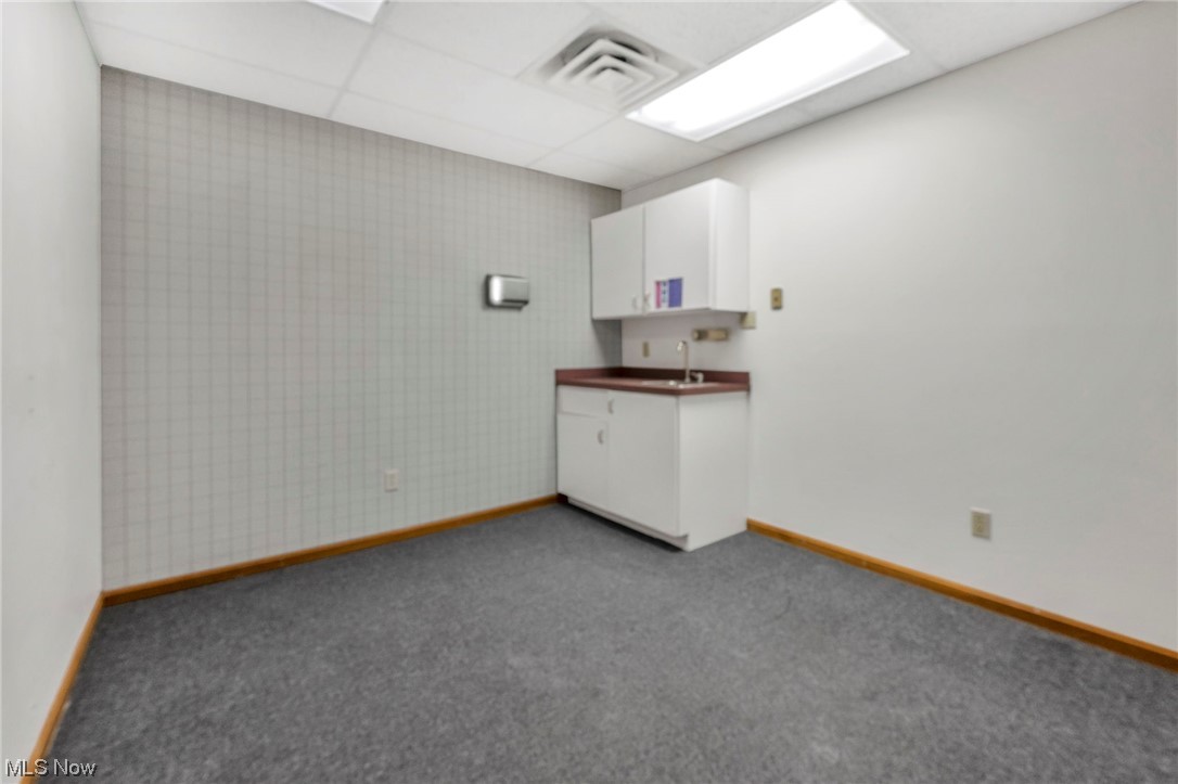 33398 Walker D Property Photo 11