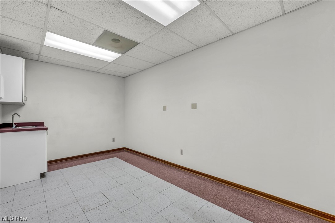 33398 Walker D Property Photo 24