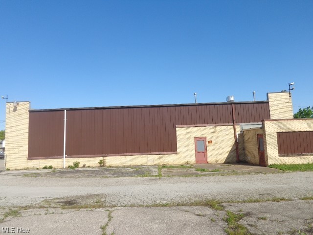 220 Oberlin Road Property Photo 2