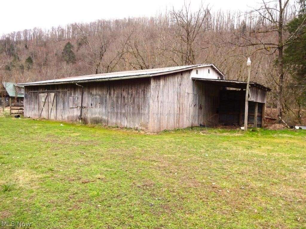 14479 Elk River Road Property Photo 11