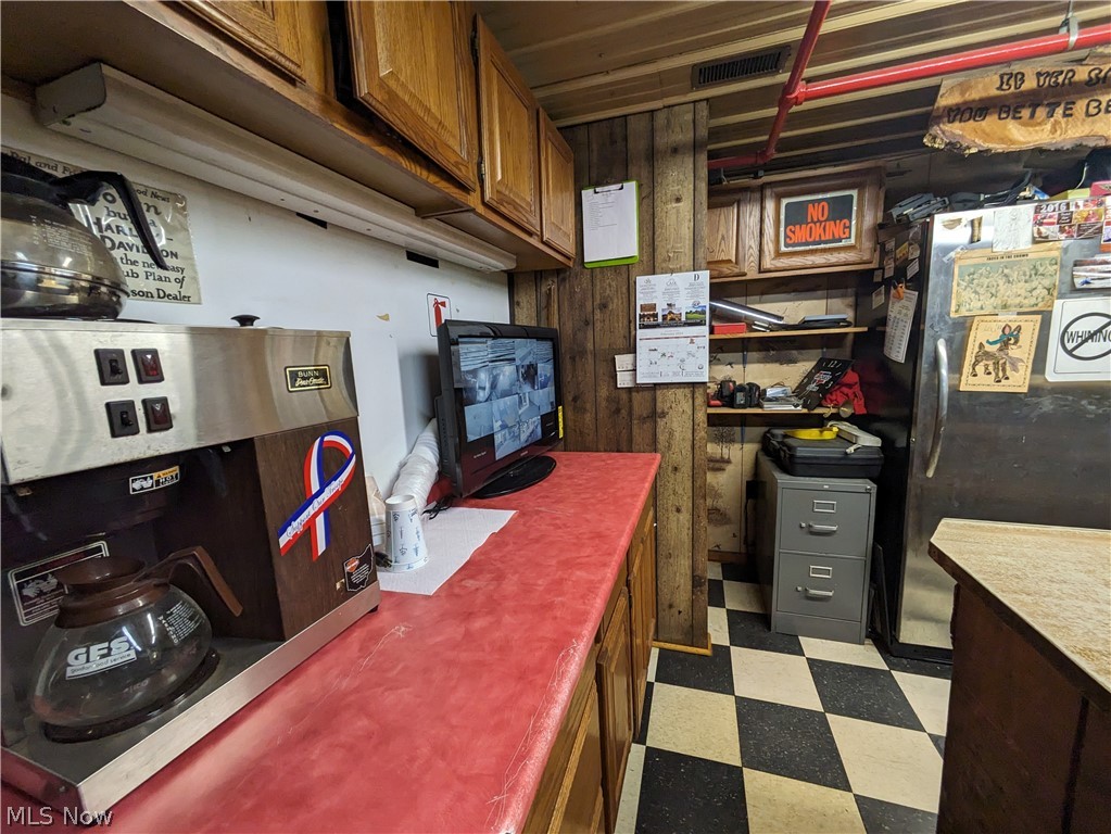 1851 S Broadway Property Photo 15