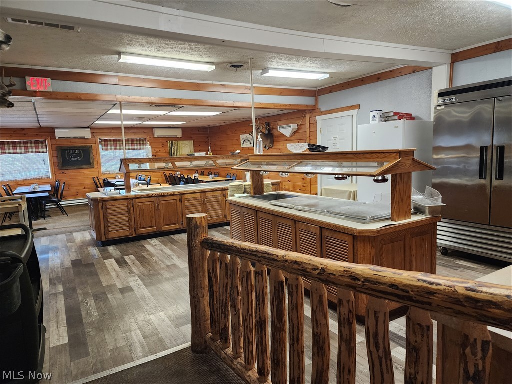 16869 Cadiz Road Property Photo 4