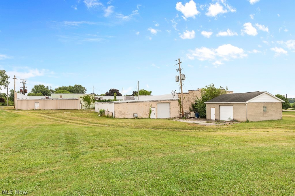 14924 Beloit Snodes Road Property Photo 3