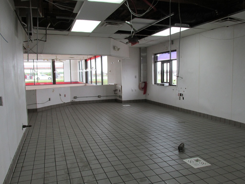1 Marquette Avenue Property Photo 5