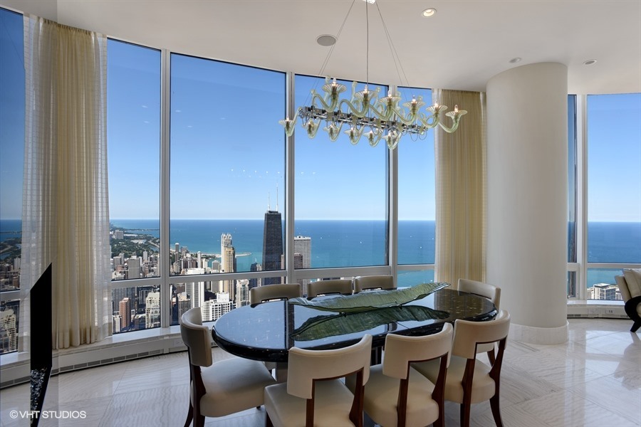 401 N Wabash Ave Property Photo 12