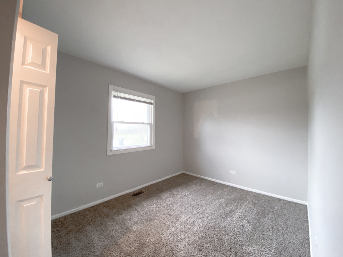 17110 Apple Tree Drive Property Photo 8