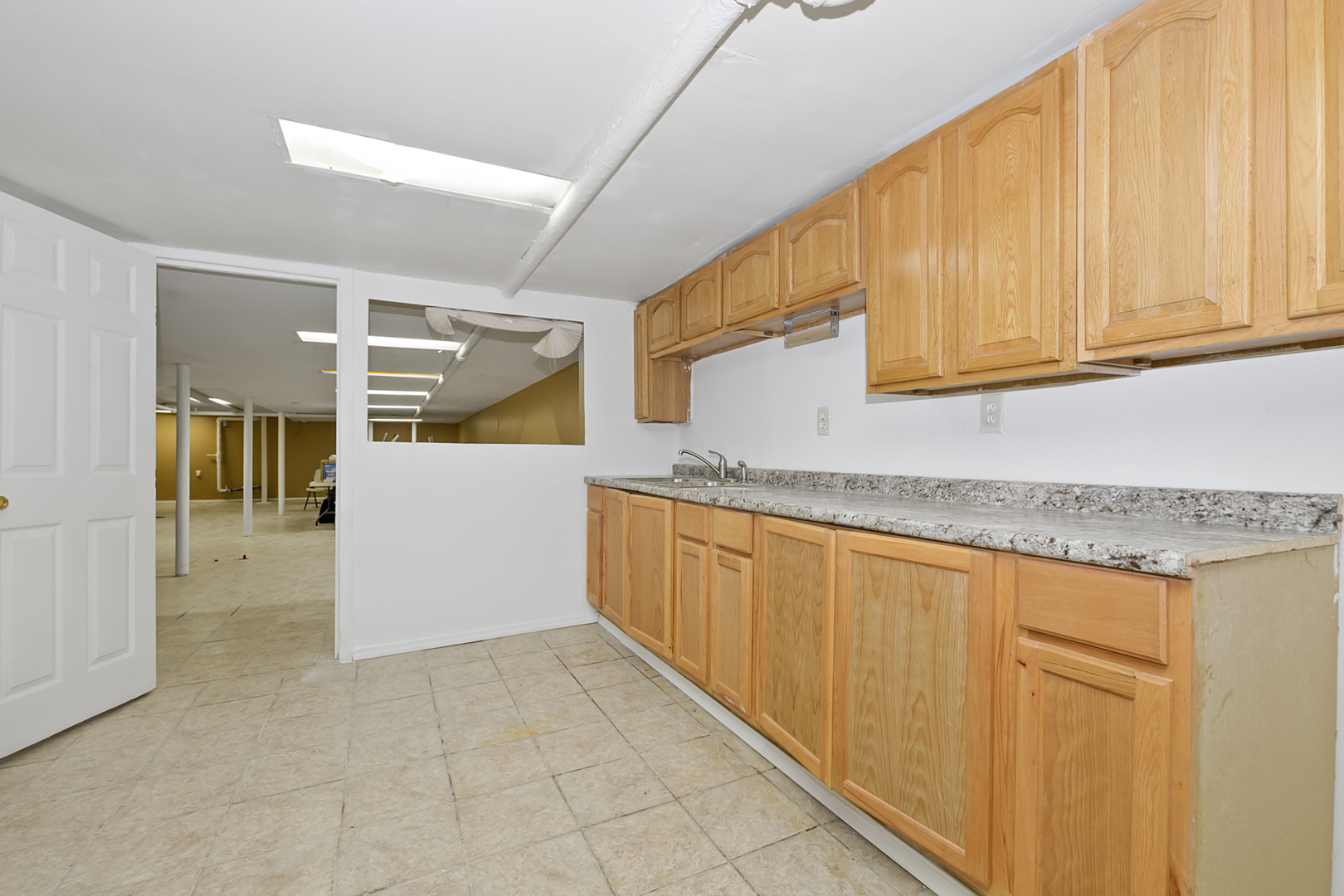 7739 S Stony Island Avenue Property Photo 7