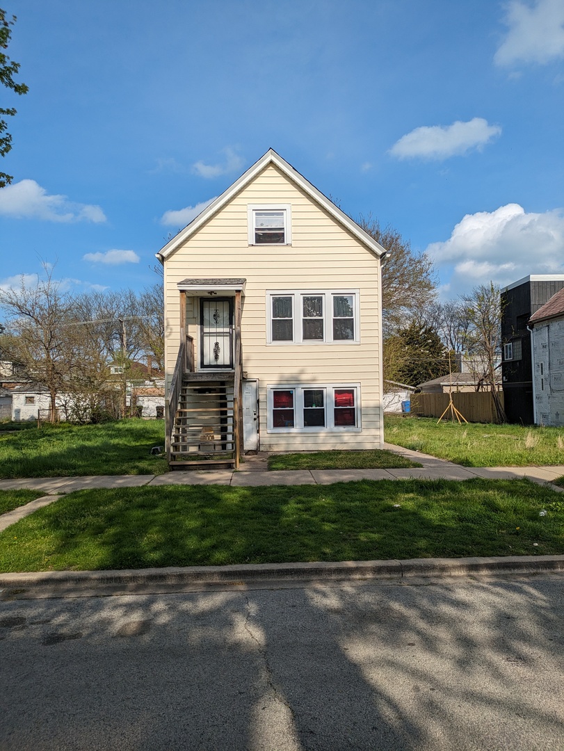 8127 S Coles Avenue Property Photo 1