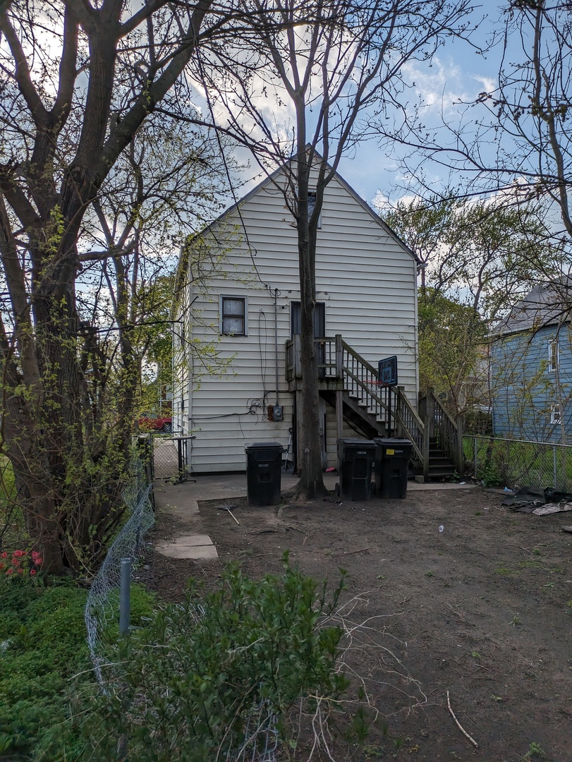 8127 S Coles Avenue Property Photo 4