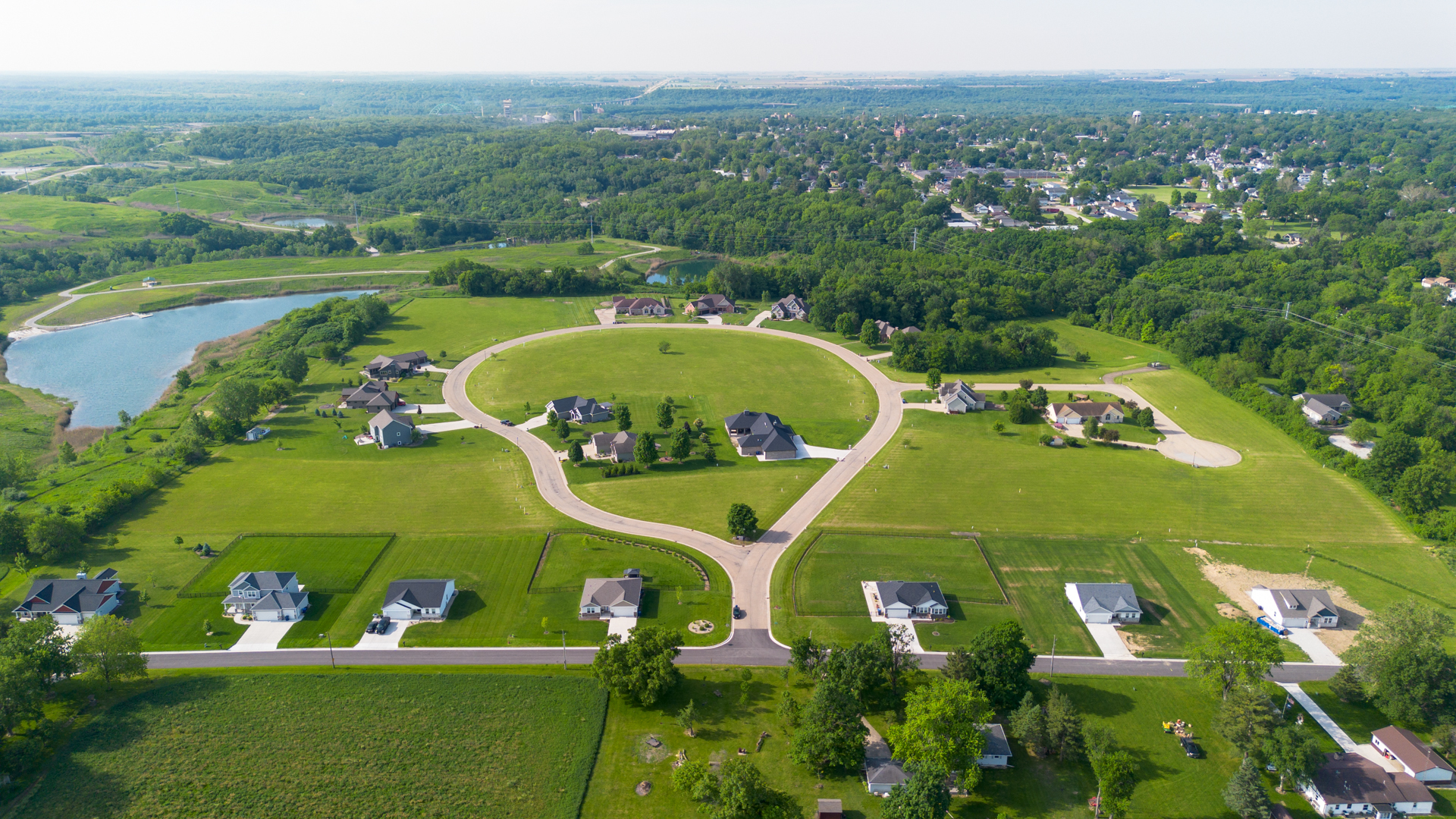 Lot 32 Vermilionvue Trace Property Photo 1