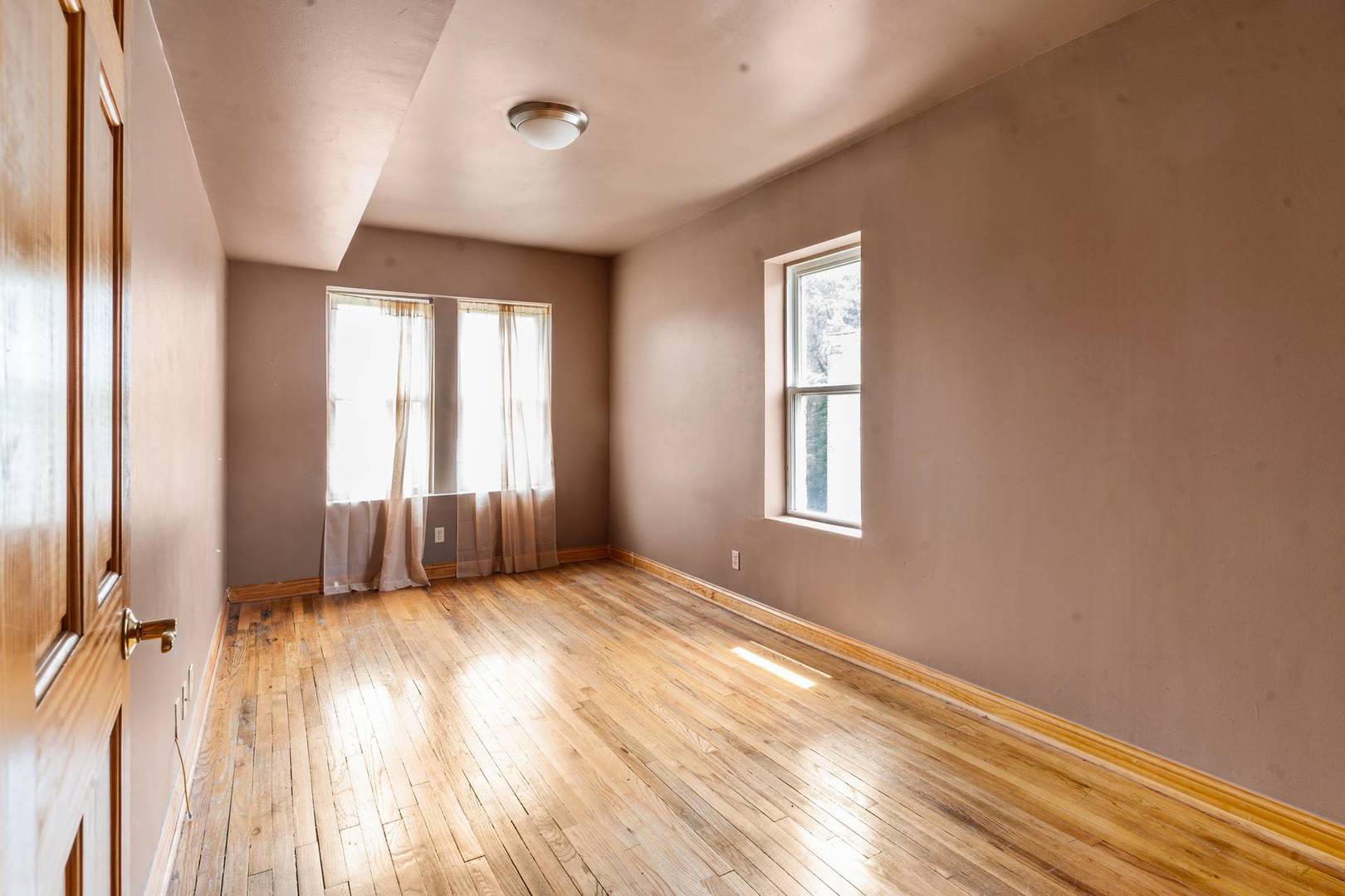 5321 S Michigan Avenue 3 Property Photo 11