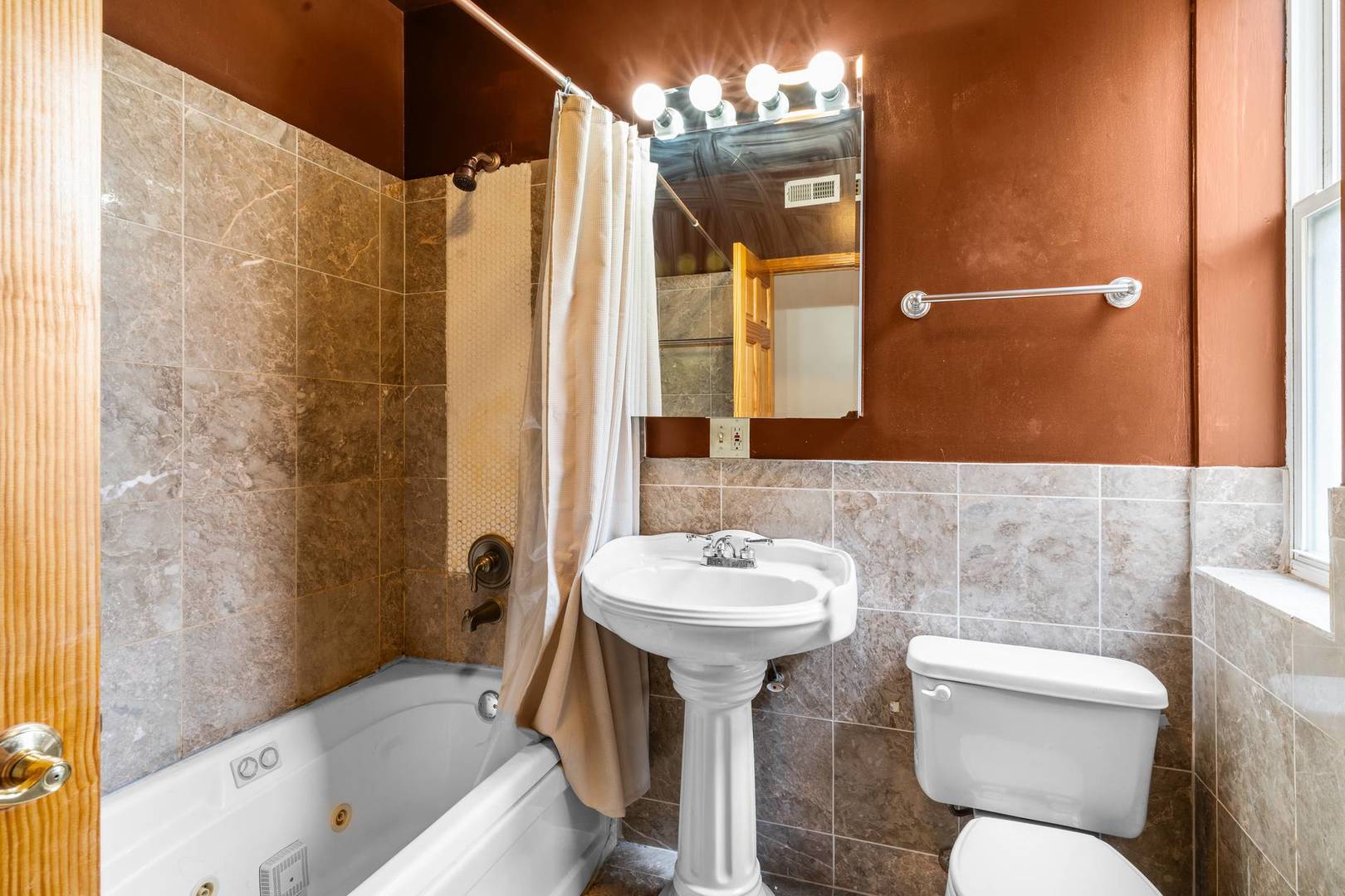 5321 S Michigan Avenue 3 Property Photo 15