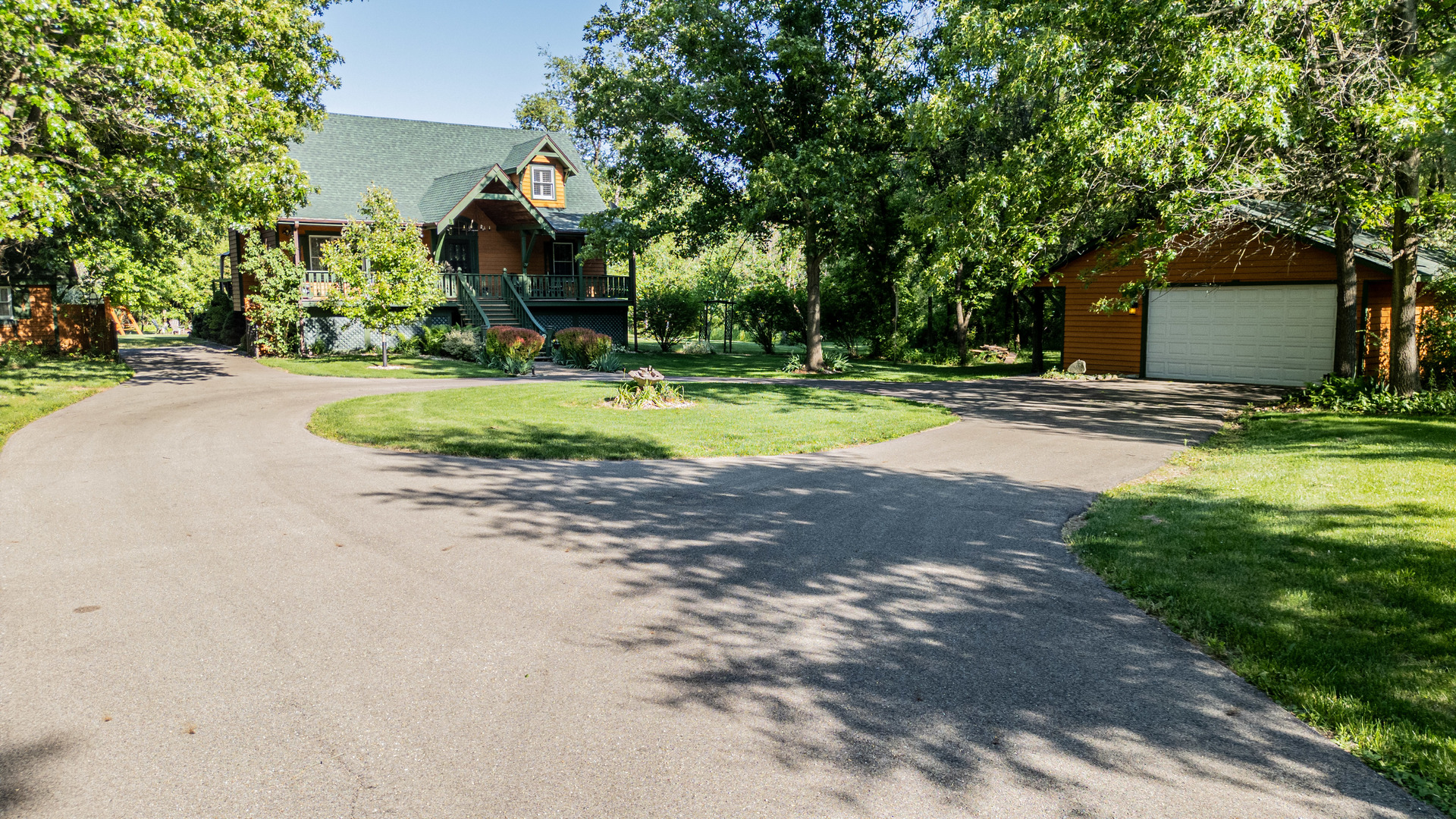 79 Timberlane Drive Property Photo 4