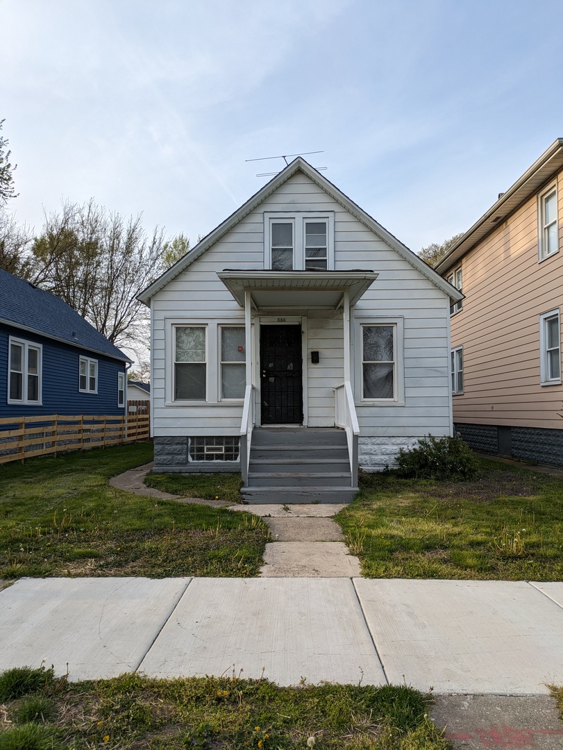 656 W 116th Place Property Photo 1