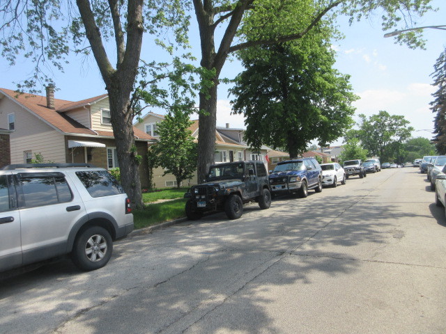 3020 N Nagle Avenue Property Photo 7