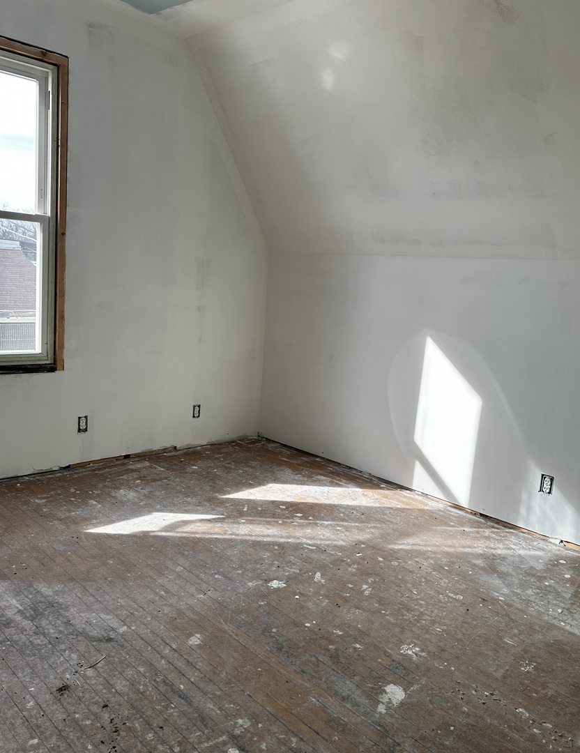 216 N 3rd Avenue Property Photo 5