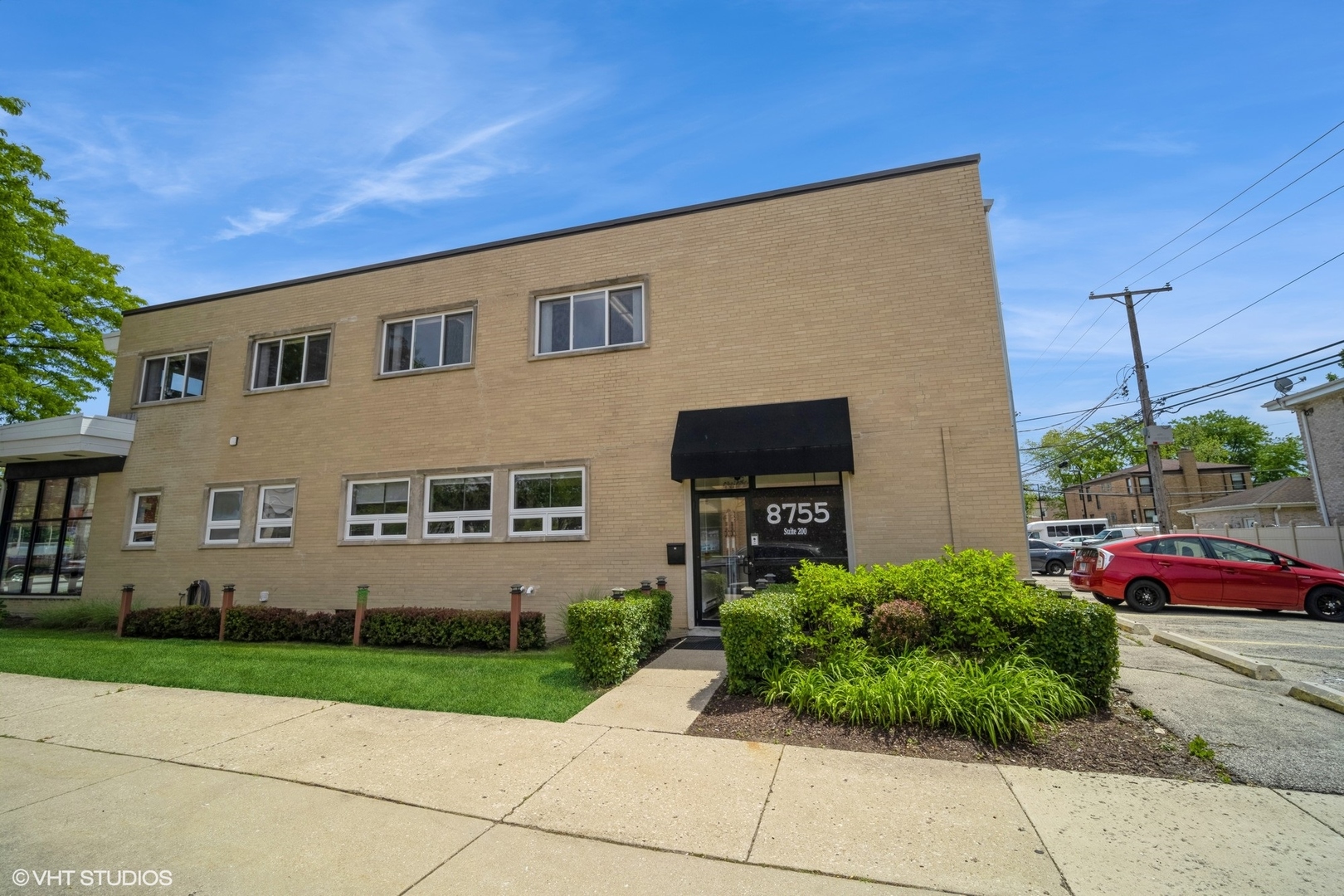 8755 Trumbull Ave Property Photo 1