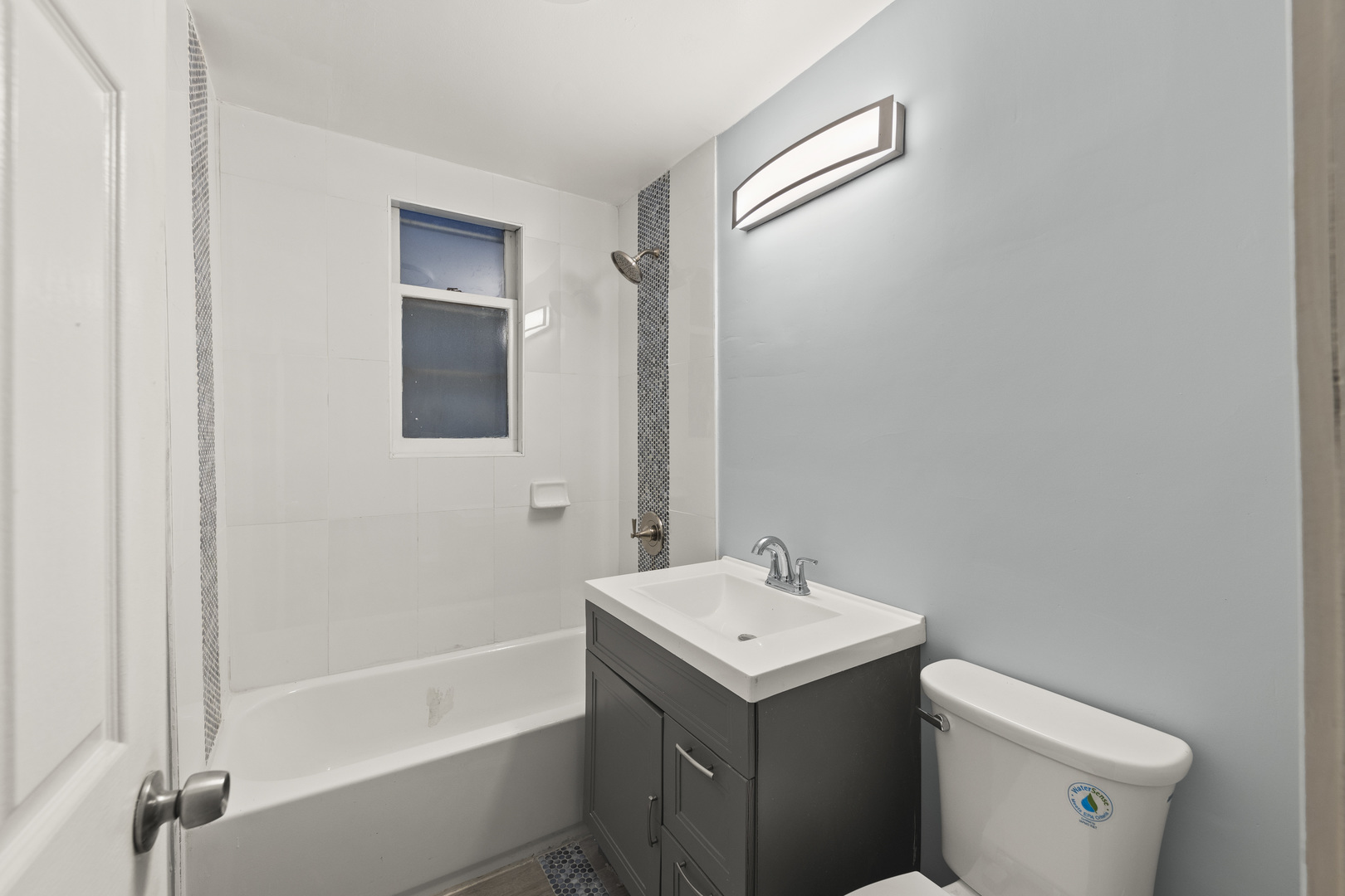 7122 S Champlain Avenue Property Photo 24
