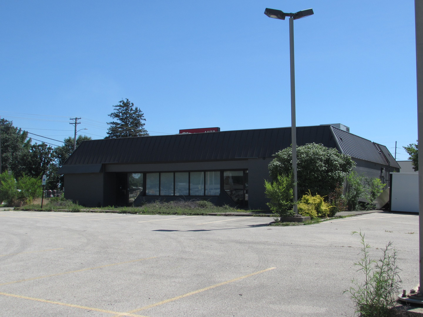 901 E Southline Road Property Photo