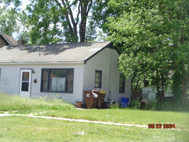 2109 S 5th St Property Photo 3