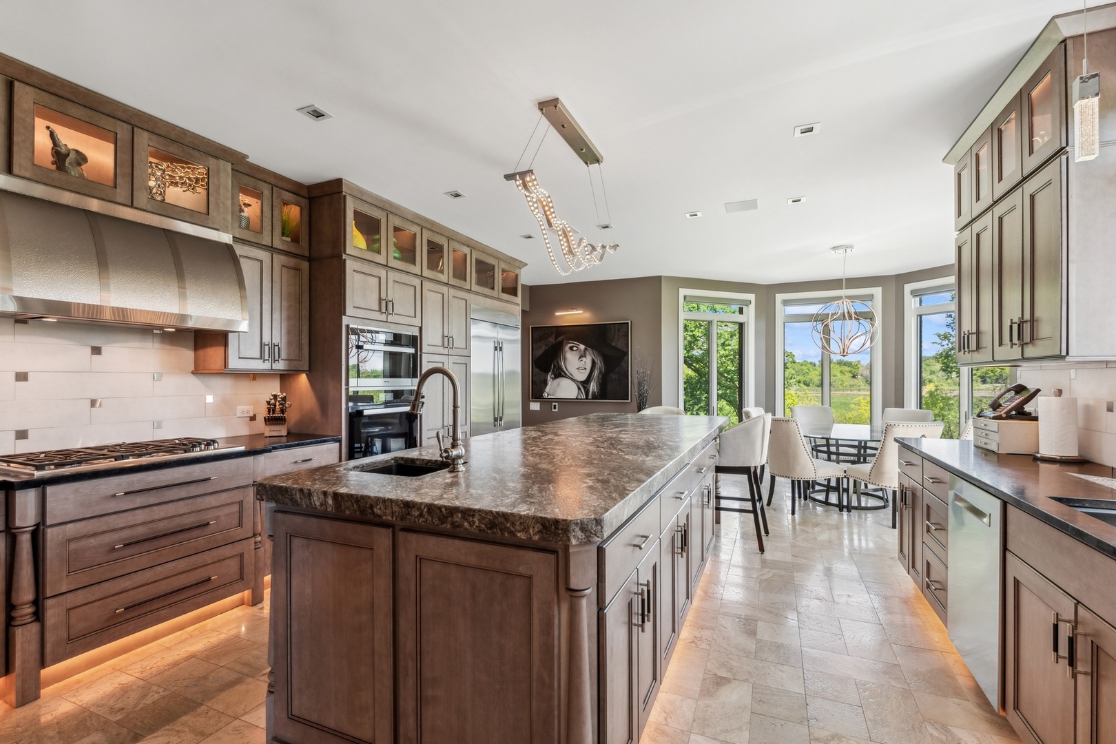 25676 N Canyon Creek Court Property Photo 12