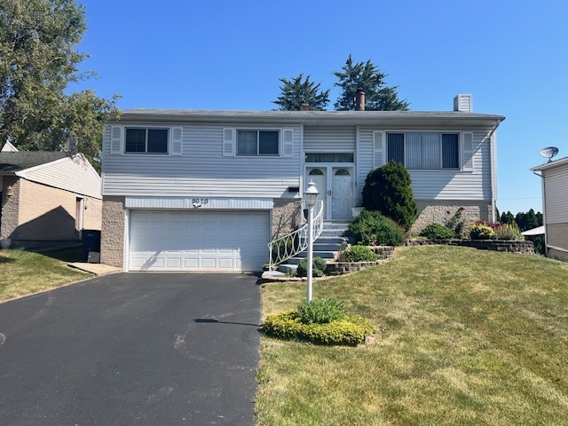 9020 Forest Drive Property Photo 1