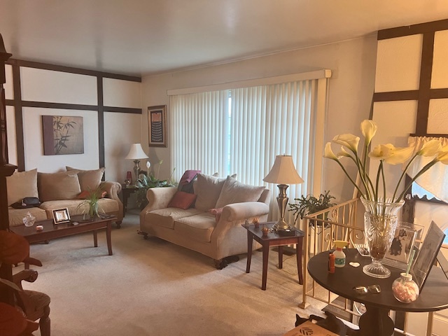9020 Forest Drive Property Photo 4