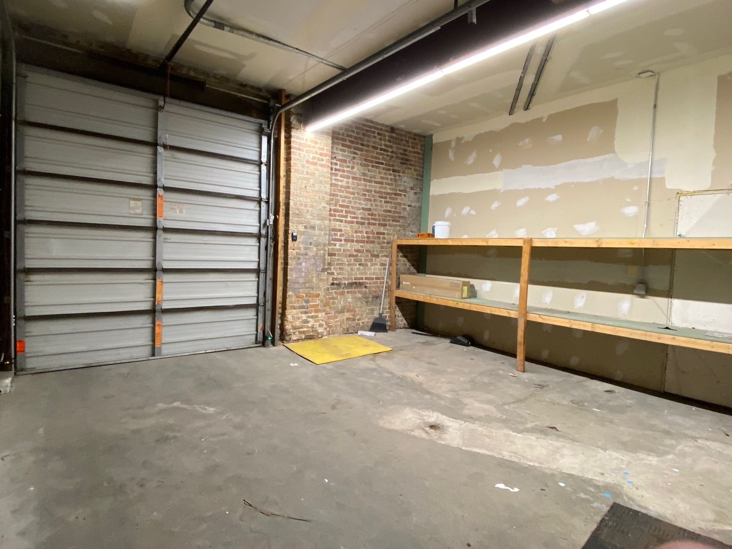 2882 N Milwaukee Avenue Property Photo 8