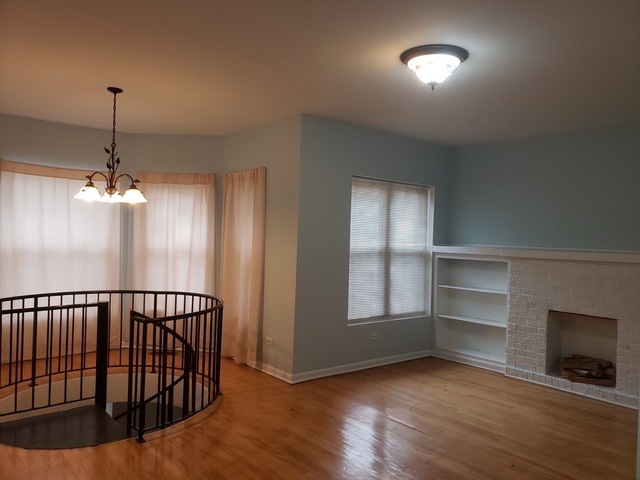 108 N Hamlin Blvd Property Photo 2