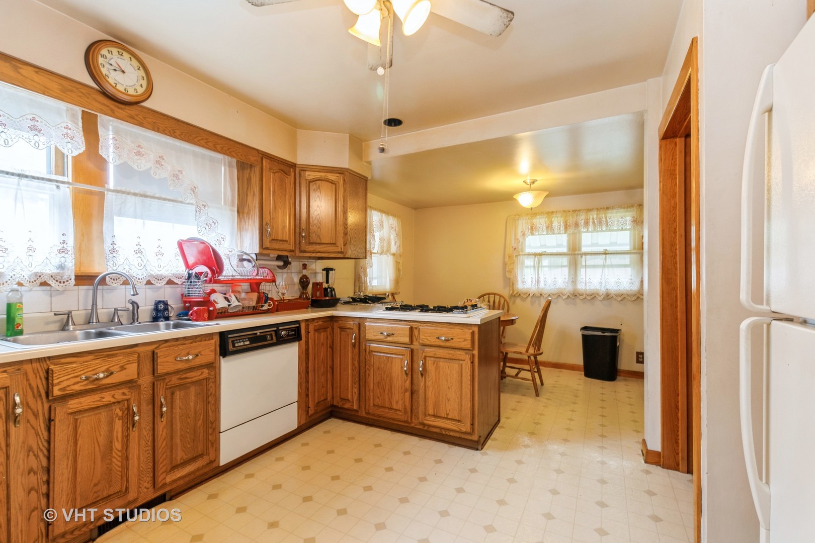 640 Price Ave Property Photo 4