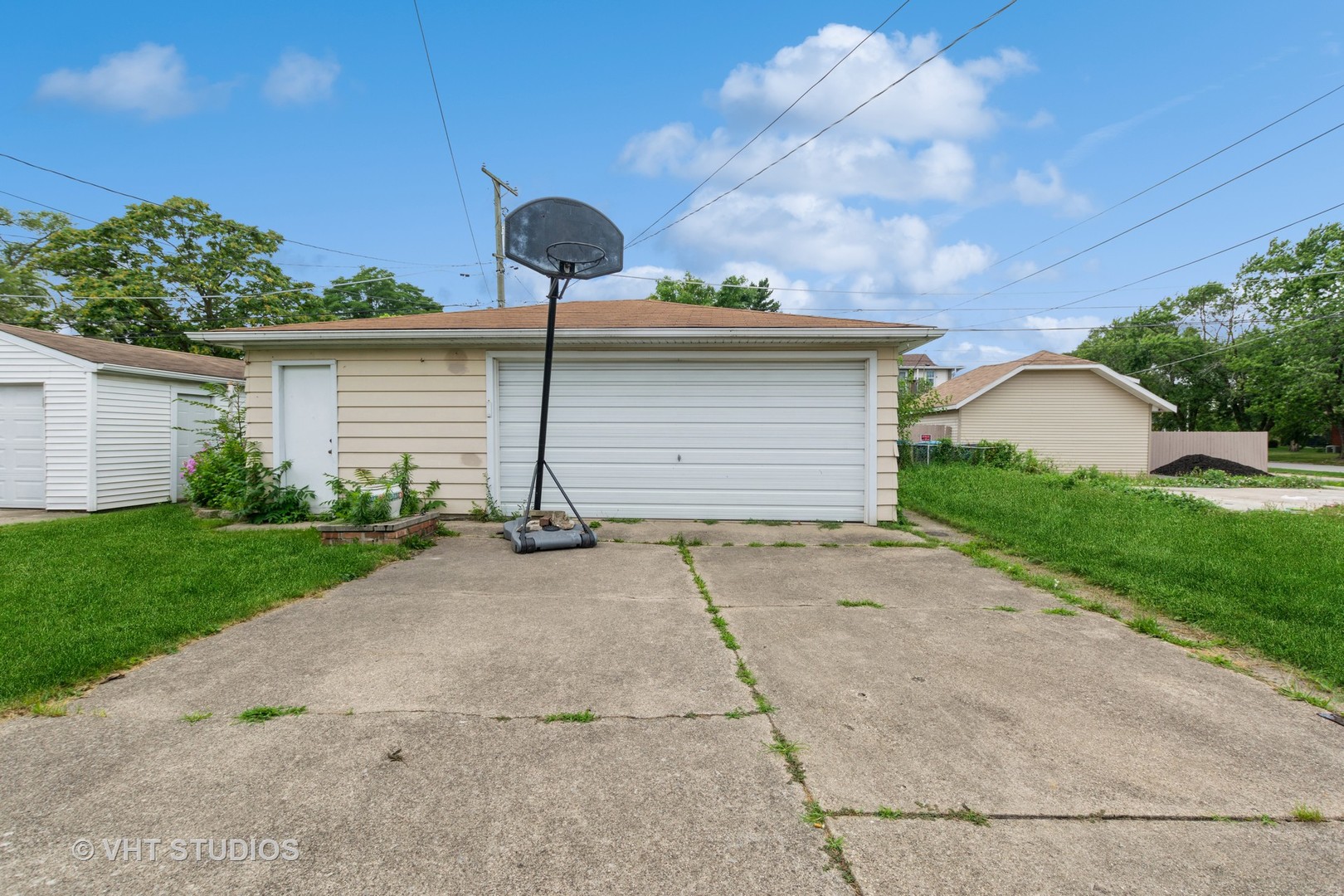 640 Price Ave Property Photo 11