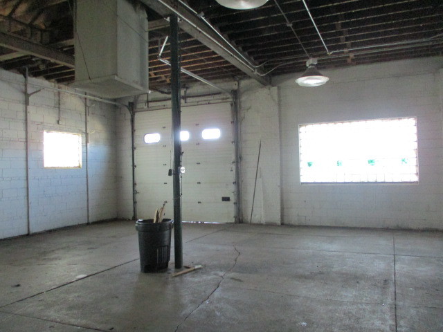 6320 Ogden Ave Property Photo 4