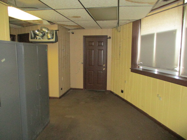 6320 Ogden Ave Property Photo 13
