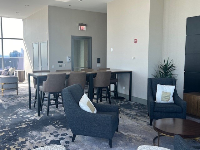 600 N Lake Shore Drive 914 Property Photo 31
