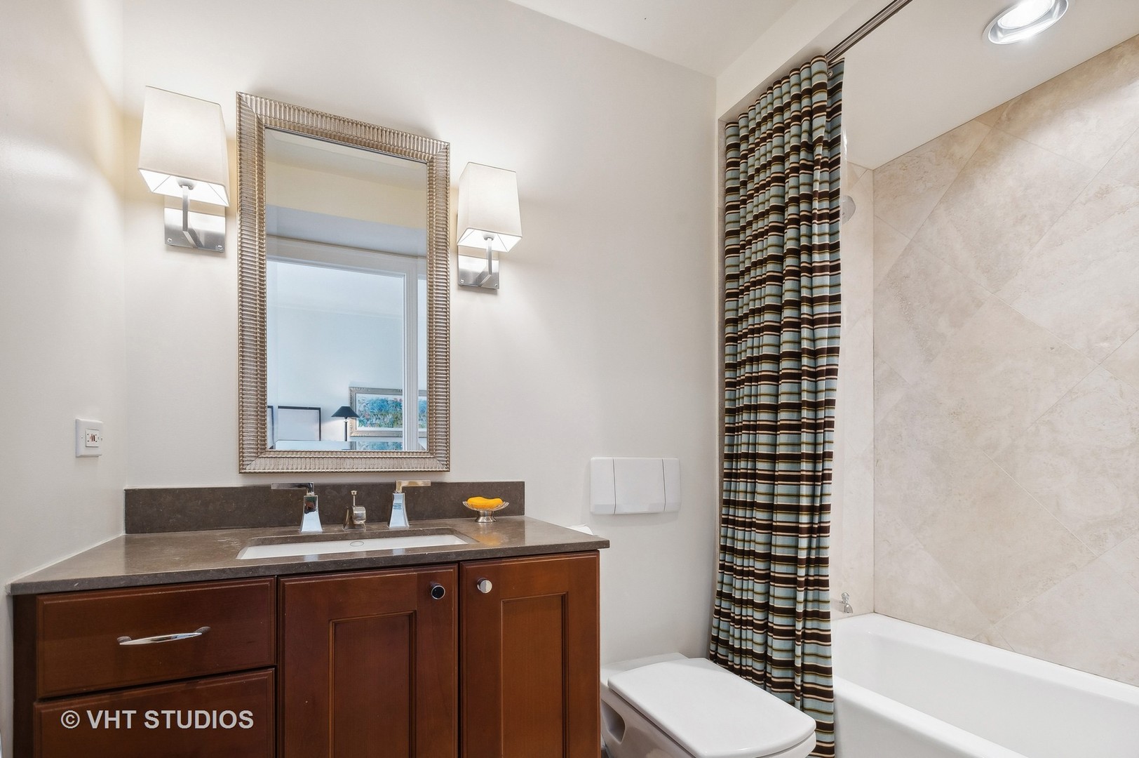 800 N Michigan Ave W Property Photo 24