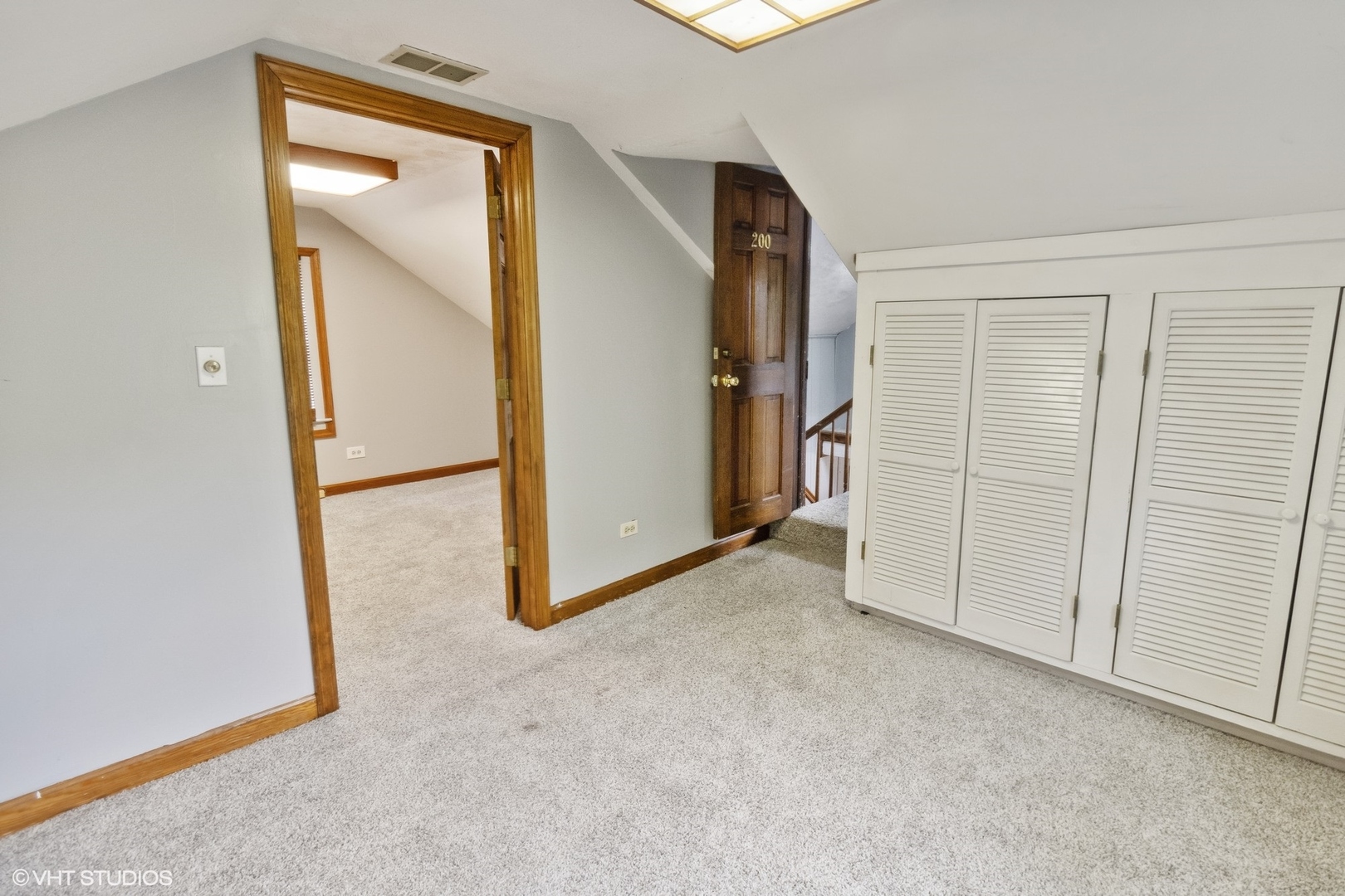 438 N Hough St Property Photo 35
