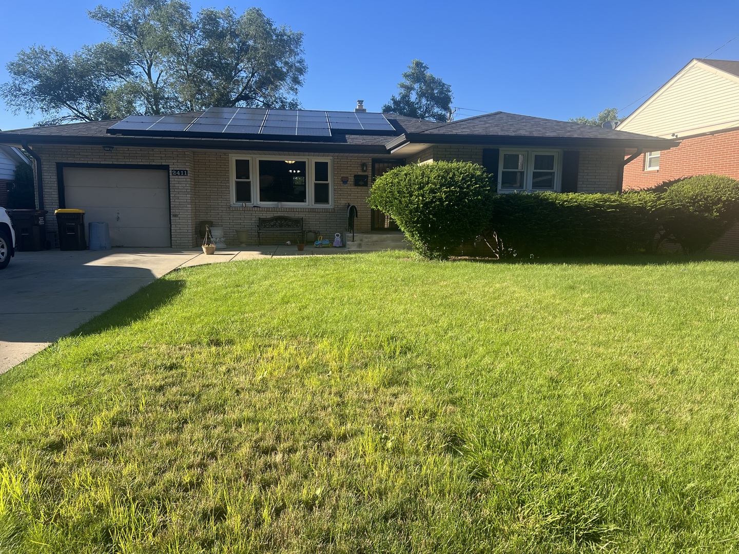 2411 Arthur Ave Property Photo 1