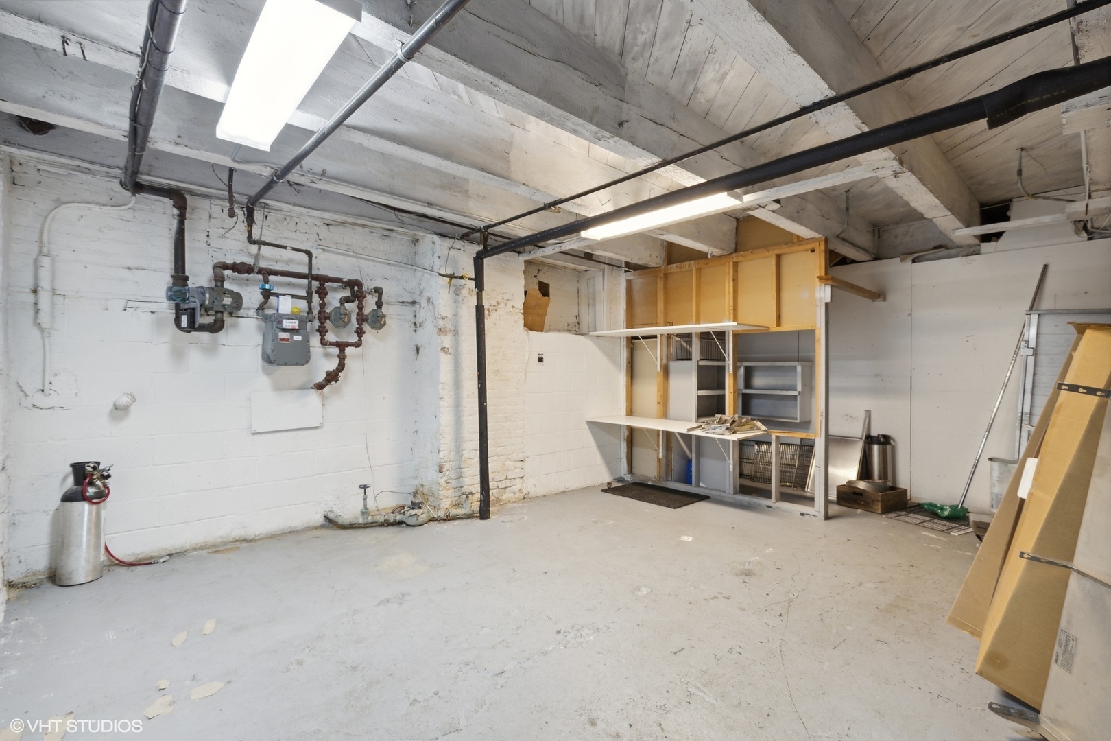 942 W Huron St Property Photo 29