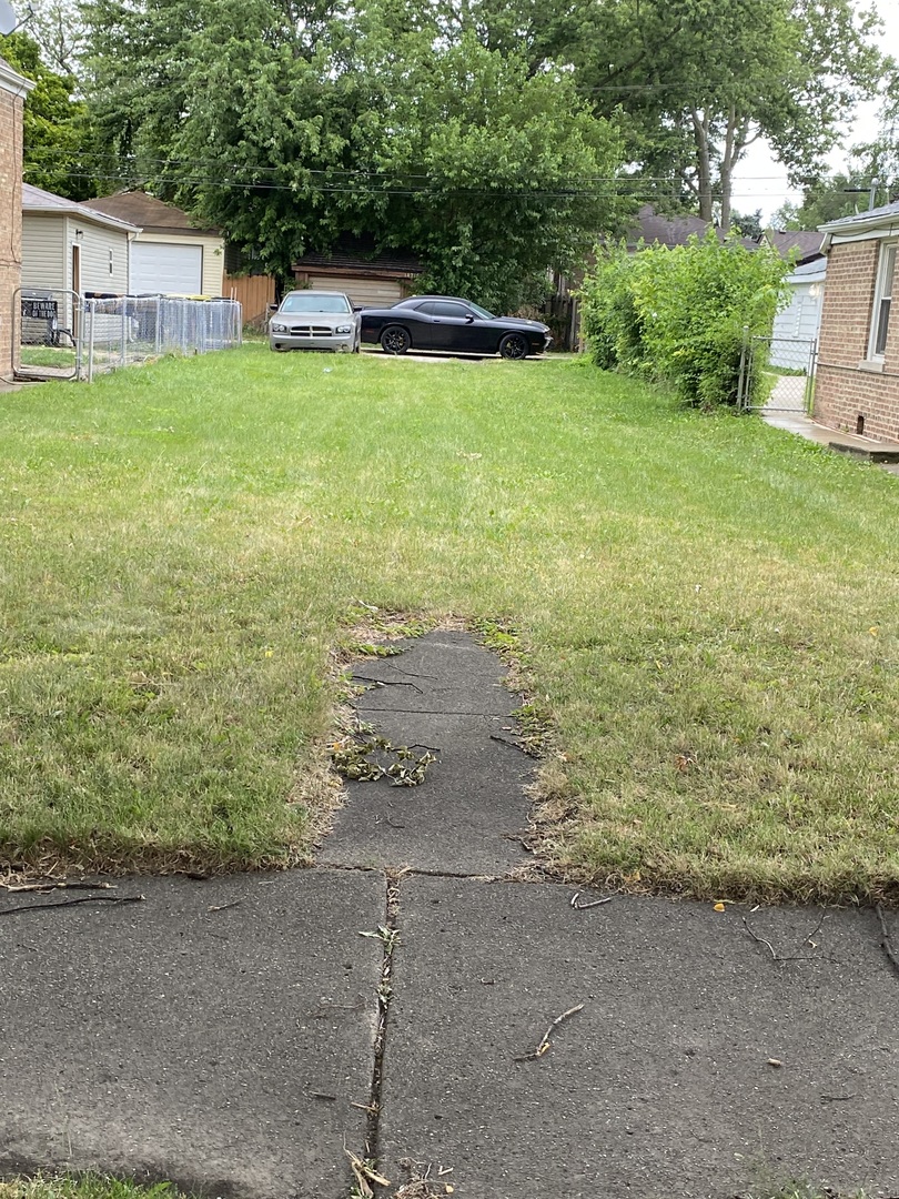 14217 Normal Avenue Property Photo 1