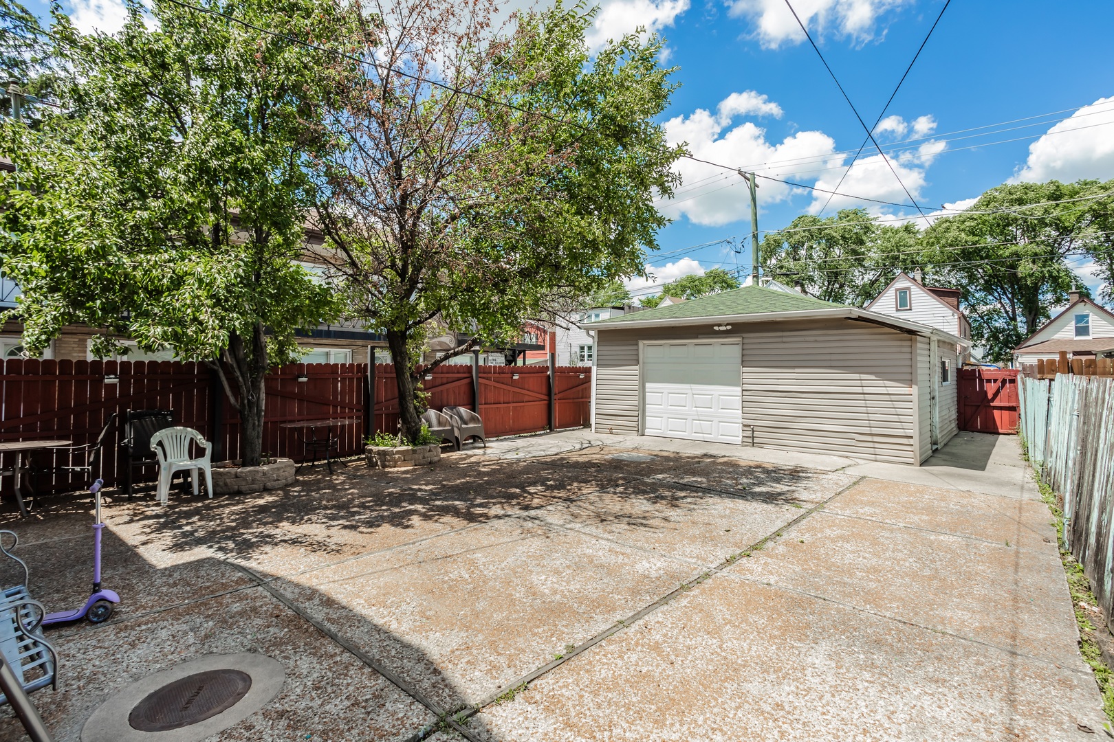 5422 W 26th Street Property Photo 5