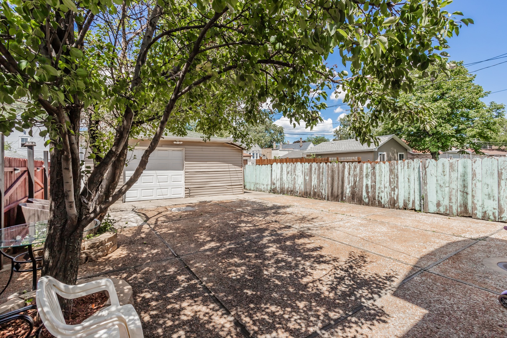 5422 W 26th Street Property Photo 6
