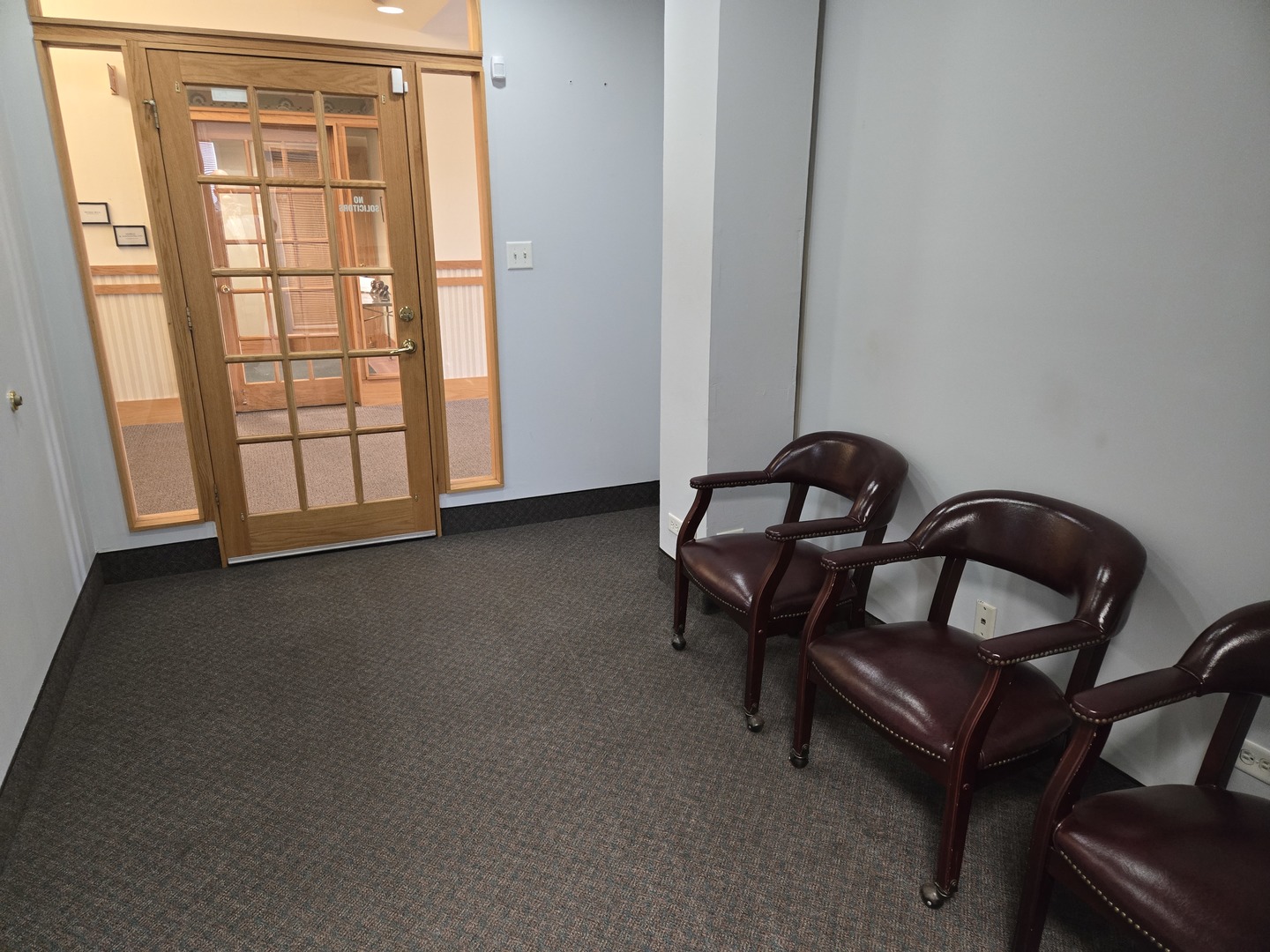 15601 Cicero Ave Property Photo 5