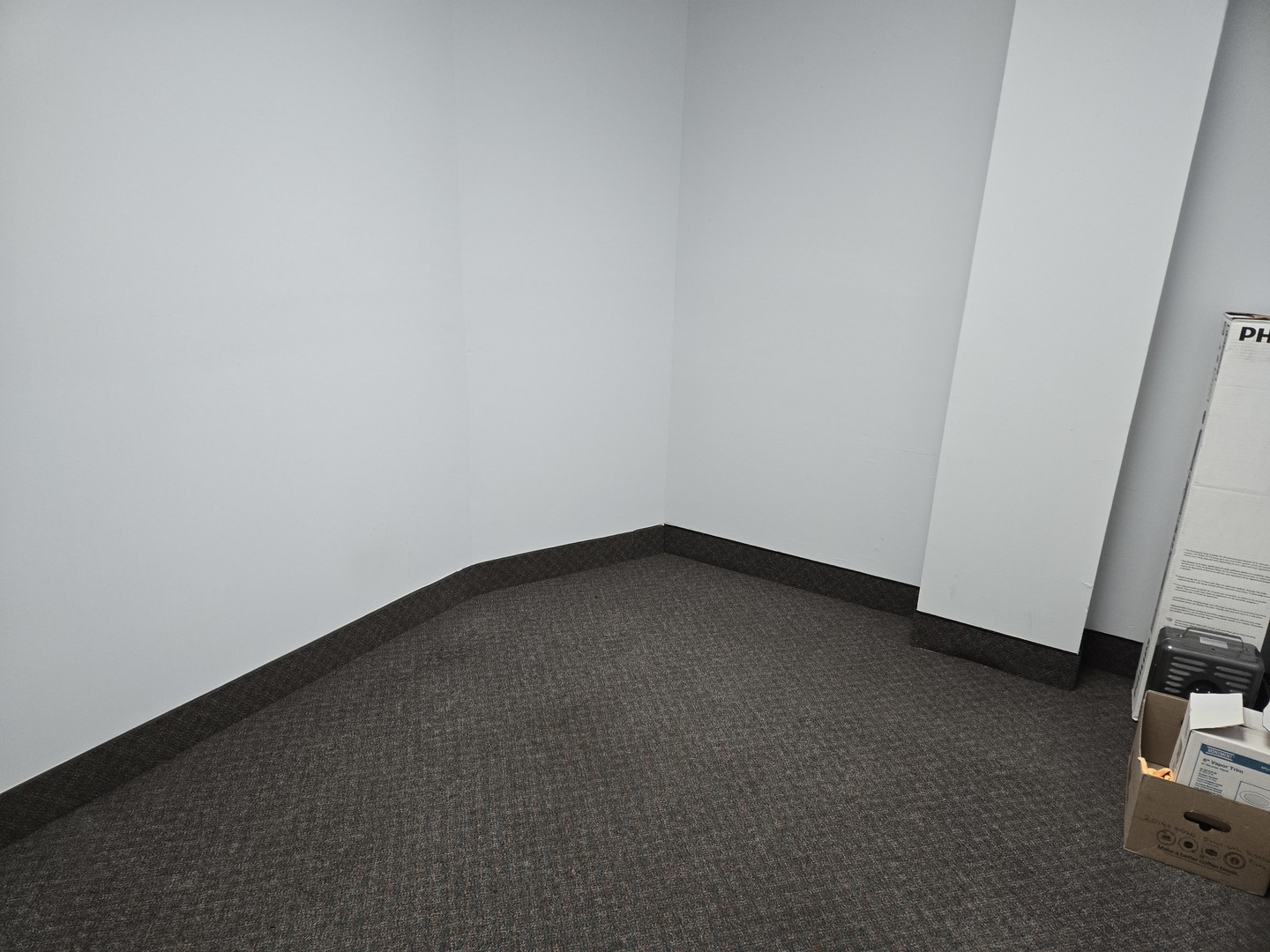 15601 Cicero Ave Property Photo 16