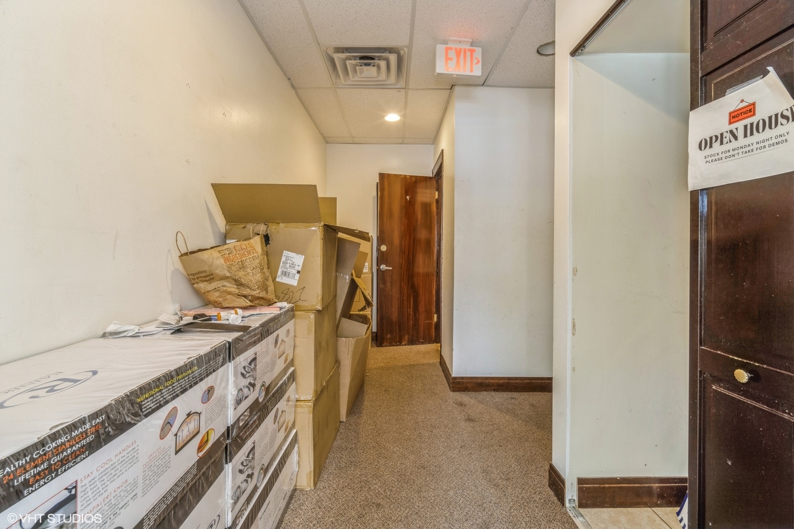 3421 Dempster St Property Photo 19